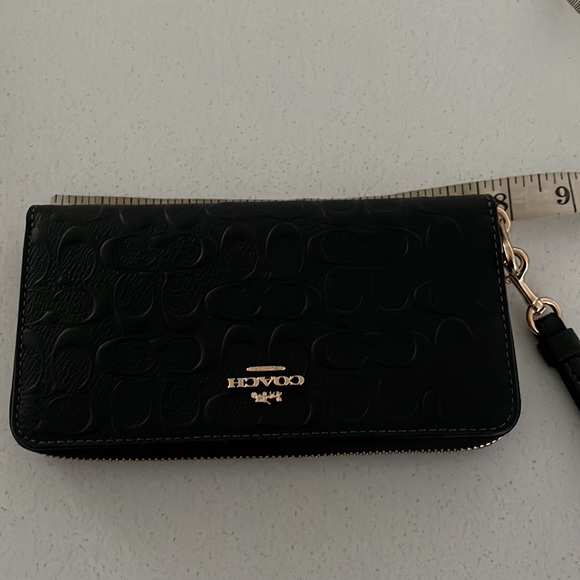 Coach long zip around wallet NIB - Picture 8 of 9